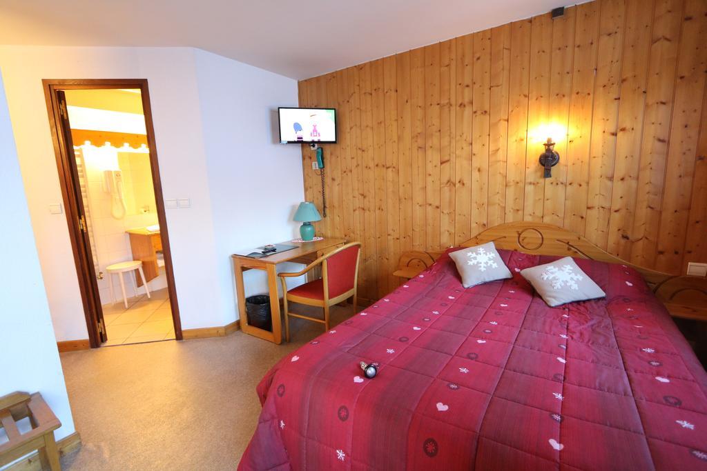 Chris-Tal Hotel Les Houches Exterior photo