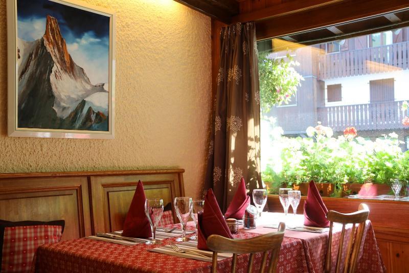 Chris-Tal Hotel Les Houches Exterior photo