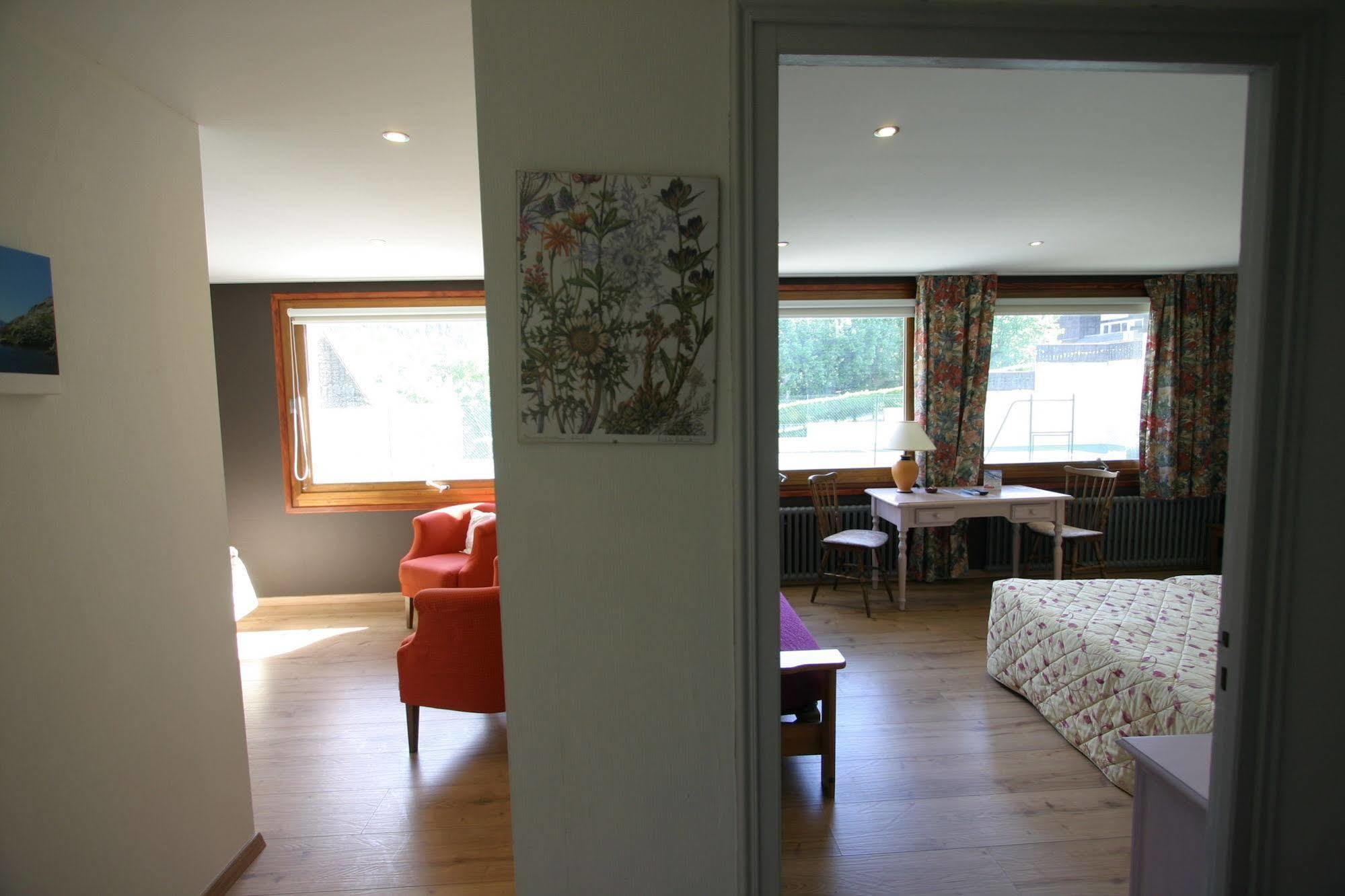 Chris-Tal Hotel Les Houches Exterior photo